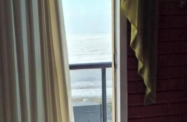 Suite facing the sea in a guest house!