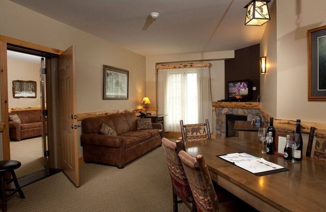 Suite + Fireplace & Balcony | Onsite Waterpark