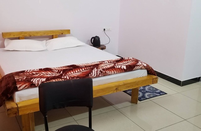 Sukoon – The Bliss: A Villa RetreatnNestled hillock, offers 3 rooms, plunge pool