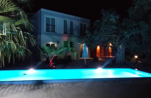 Suluca Houms, Beautiful bungalow for 2 adults and 2 children