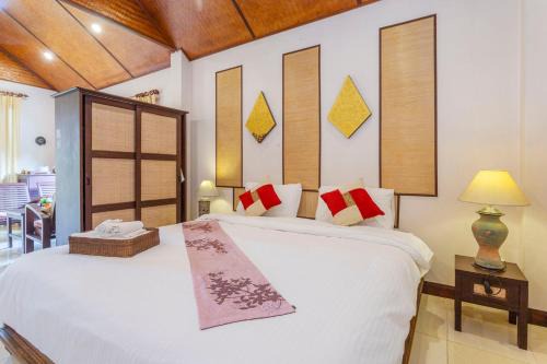 Sundara Resort Poolside Bungalows - Minigolf, Restaurant