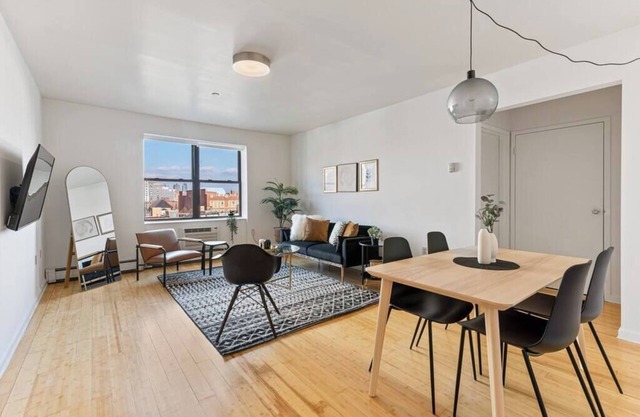 Sunny Open View 1BR I Elevator bld I Central Park
