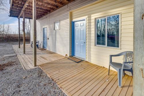 Sunrise and Sunset Views Rural Elkhart Studio!