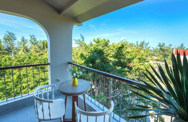 Sunrise Ocean Villa 4BR Tan Thanh Beach