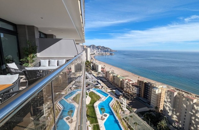 SUNSET CLIFFS superb apartment