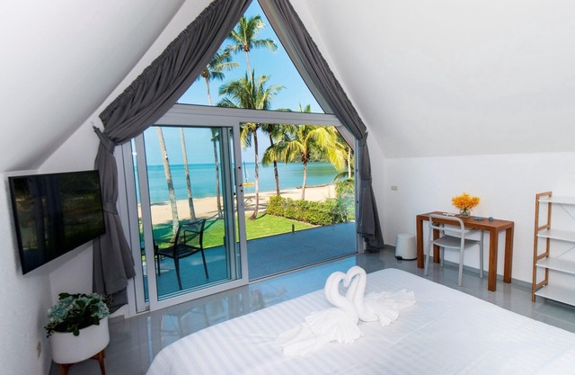 Sunset Emily Villas - ROOM 7B/1 - double bedroom with sea view & BREAKFAST