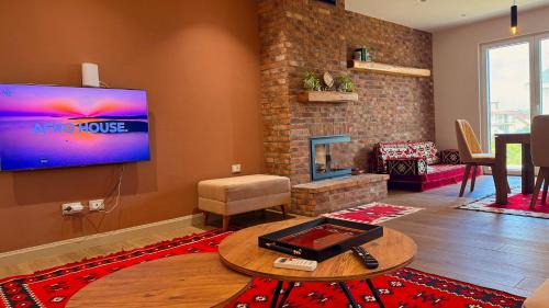 Sunset Hill Villa