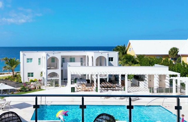 Sunset Point- Caribbean Elegance Redefined