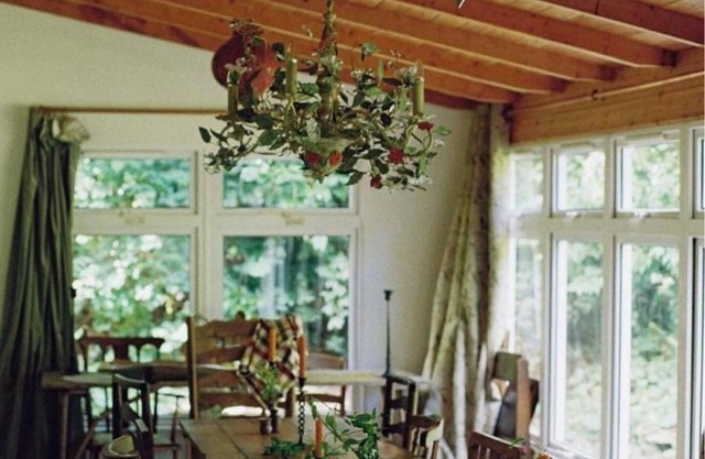 Superb country house with extensive grounds. Sleeps 13 +