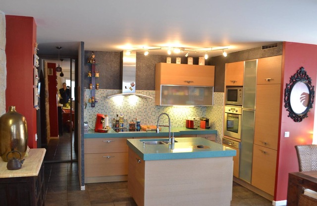 SUPERB T3 APARTMENT NEAR TOWN CENTER SECURE PARKING