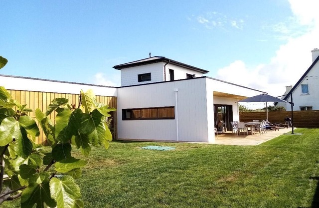 Superbe Villa Neuve , Billard, Flipper Avec Jacuzzi Chauffé Toute L'année