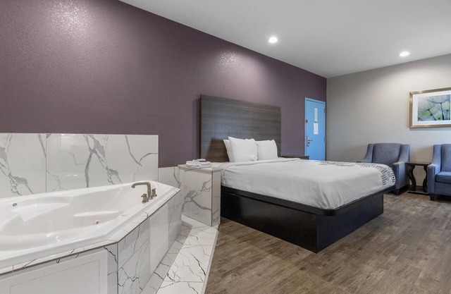 SureStay Plus Hotel by Best Western Ada