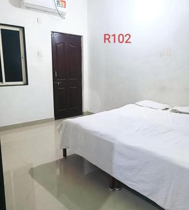 Swami Krupa Guest House Akkalkot