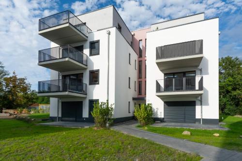 T&K Apartments - Bergisch Gladbach - 7 Comfortable Apartments - 20 min to Fair Messe Cologne