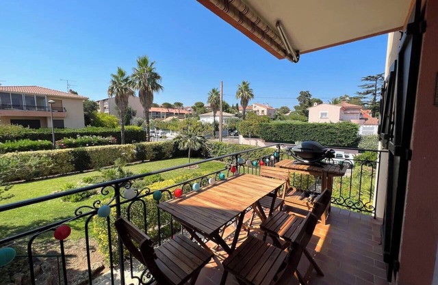 T2 - 4 beds - 50m from the sea