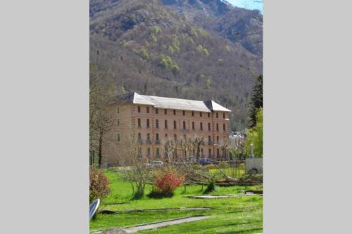 T2 "Le Dahu" Résidence Grand Hôtel appt 102 - village thermal montagne