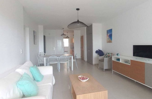 T3 sea view Sant Ambroggio with shady garden 2 minutes walk from the beach