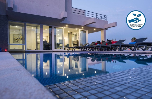 T6 Sea View, Heatable Pool & Games Room