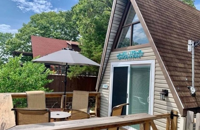 Table Rock Lake Cabin @ Black Oak Resort