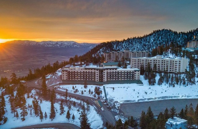 Tahoe Ridge - Skiers Haven with Spectacular Views