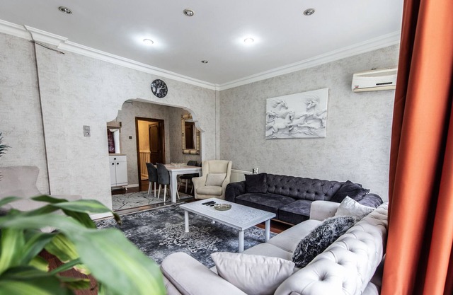 Taksim Center Best Location 2+1 (140m2)