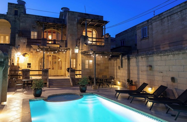 Tal-Kitarra Villa