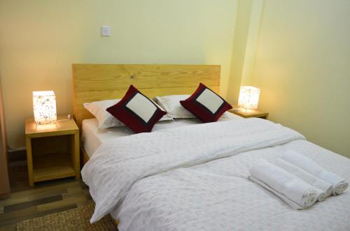 Tanani Newa Home combo room