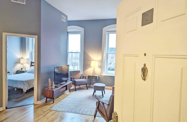 Tanner Bldg Apt 2 - 2 Bedroom (Downtown)