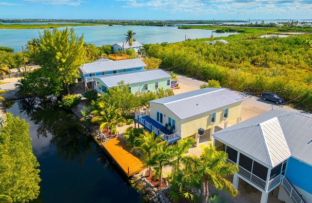 Tarpon Canal | Nearly new 3 bed/2 bath home with canal views on Ramrod Key