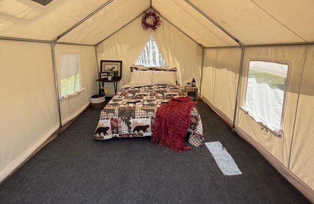 Tentrr Signature Site - Phoenix at Defenders Retreat - Site I