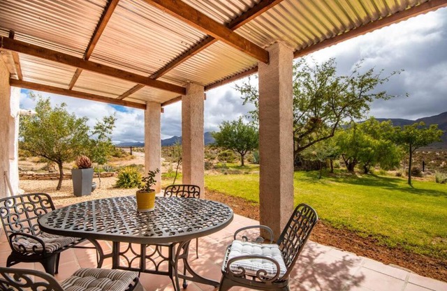 Tequila Sunrise Cottage at Karoofontein Guest Farm