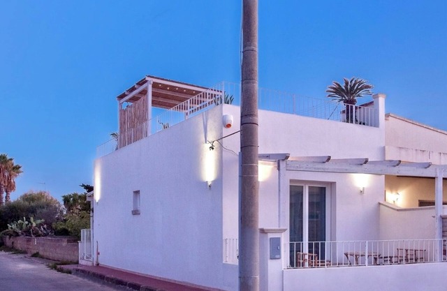 Terrazza delle Anfore Elegant Apartment with Rooftop by the sea, near Gallipoli