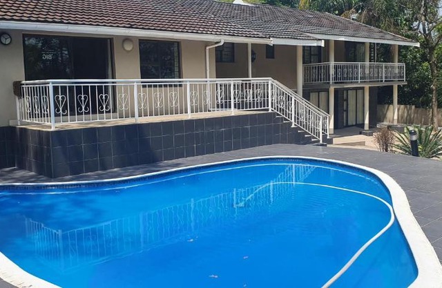 Tertius Lodge And House