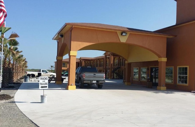 Texan Inn and Suites Tilden