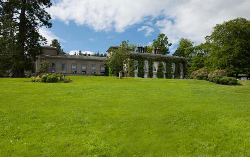 Thainstone House