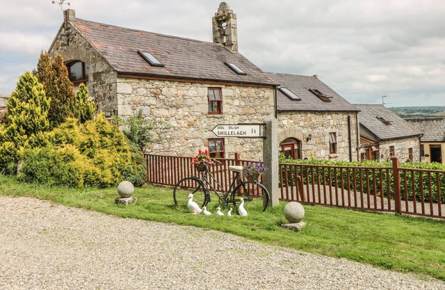 THE BARN @ MINMORE MEWS, pet friendly in Shillelagh, County Wicklow