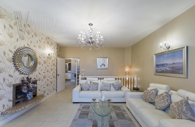 The Beach House, Luxury Apartments