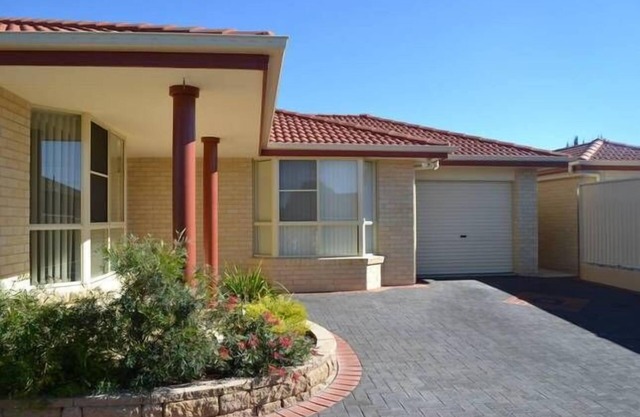 The Bell House- FREE WiFi/FOXTEL,0PEN-PLAN LIVING