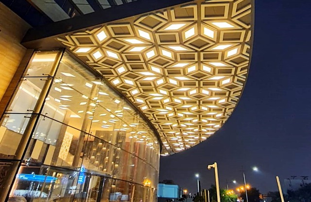 The Bentley Luxury Hotel and Suites