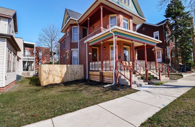 The Blarney Bungalow Newly Renovated Sleeps 6