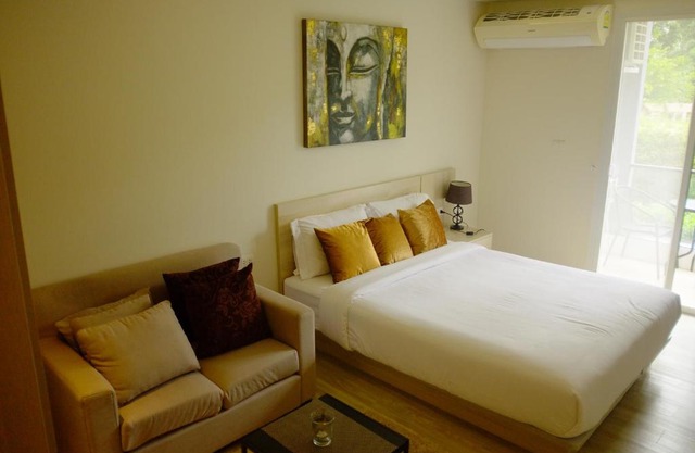 The Bleu Studio Apartment (Room. B102)