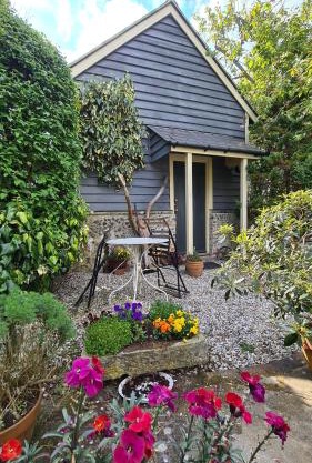 The Cabin, Litlington - Dogs Welcome!