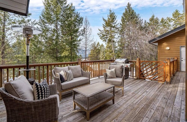 The Caribou Lodge | No Service Fees | HotTub
