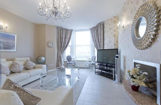 The Champagne Duplex The Beach House *Accredited*