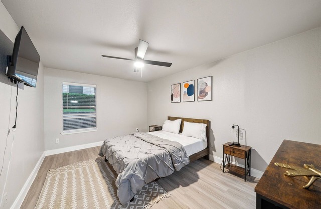 The Chandler 412 I Spacious 1 Bed 1 Bath