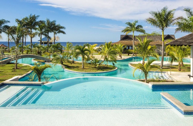 The Cliff Hotel