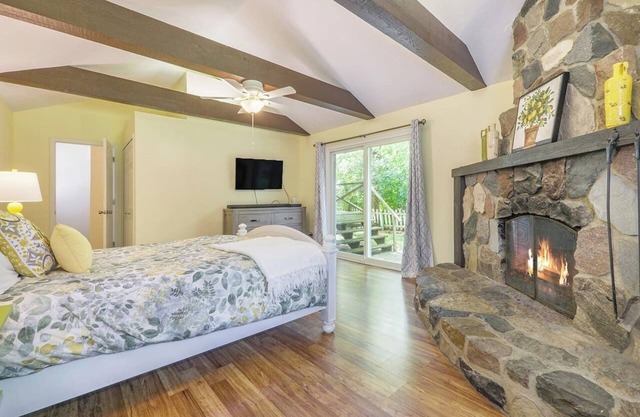 The Colorful Casita, Quiet Ann Arbor Neighborhood, (30 Day Min)