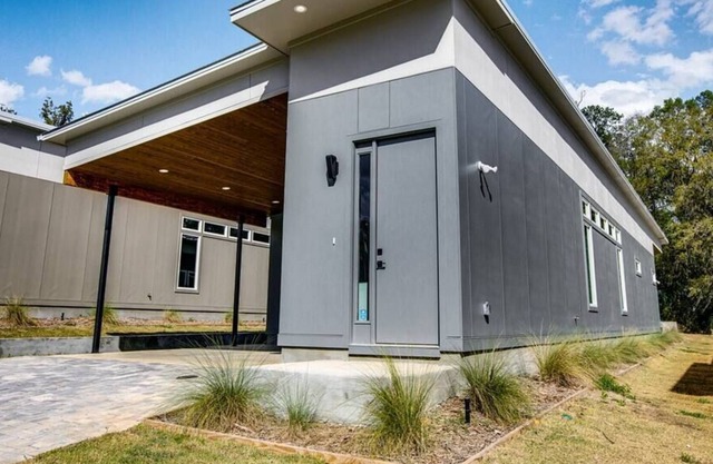 The Dylan - Ultra Modern Luxury Home