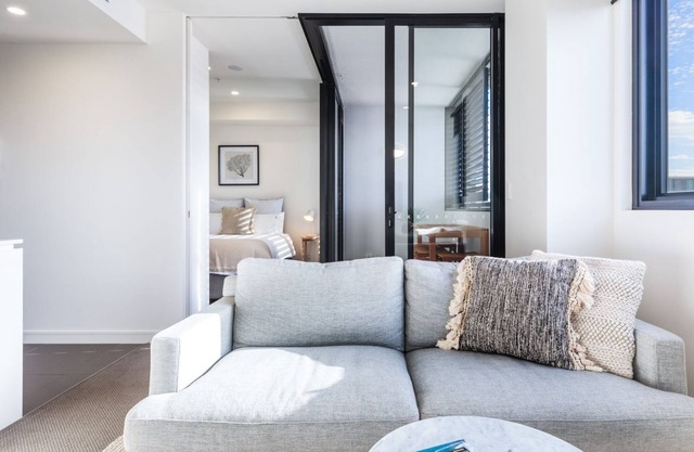 The Echo - studio apartment overlooking Newcastle CBD
