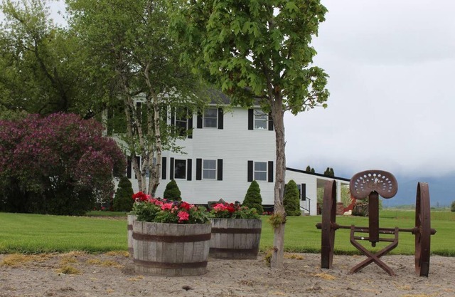 The Elegant Montana Farmhouse
